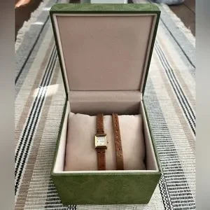 Gucci | Accessories | Rare Vintage Gucci Womens Watch Box  display picture 3